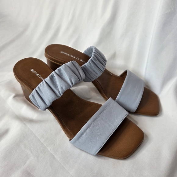 Christian DI Riccio Sky Blue and Brown Women's 6.5 Sandals - Picture 1 of 5